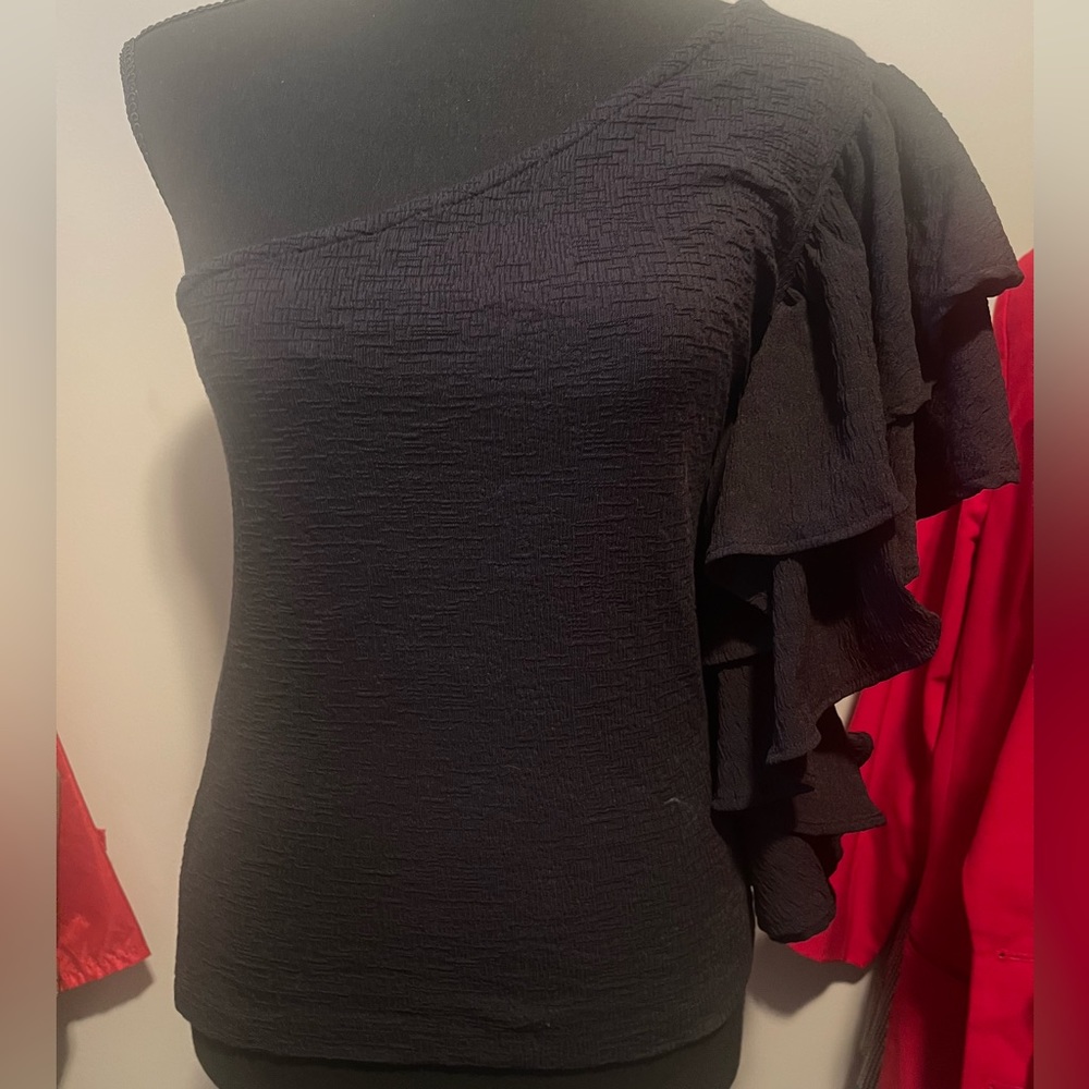 Anthropologie Side Ruffle Ribbed Top. NWT